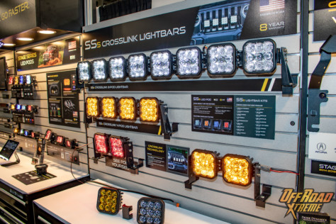 sema-2021-diode-dynamics-vibrant-led-lighting-product-line-2021-11-23_14-54-41_404550