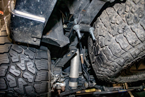 sema-2021-hellwig-products-drops-new-swaybars-and-helper-springs-2021-11-04_13-38-10_517887