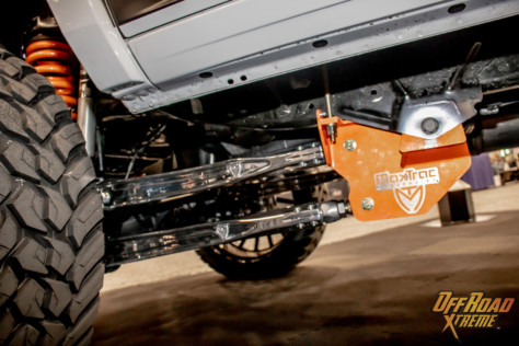 sema-2021-new-maxtrac-suspension-ram-hd-truck-lifts-2021-11-04_09-54-14_358745