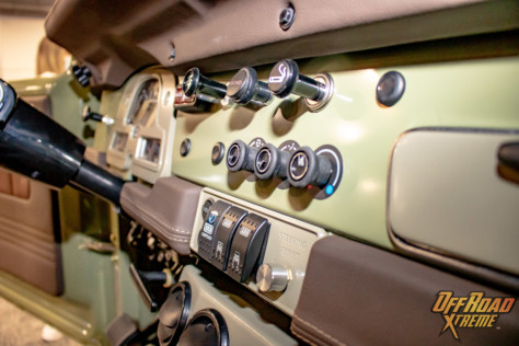 sema-2021-the-landcruiser-shop-restored-fj40-back-country-build-2021-11-19_12-30-24_337296