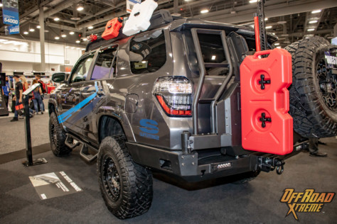 sema-2021-westin-automotive-all-armored-up-toyota-4runner-2021-11-26_12-39-58_093724