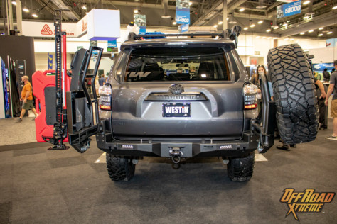 sema-2021-westin-automotive-all-armored-up-toyota-4runner-2021-11-26_12-42-05_851399