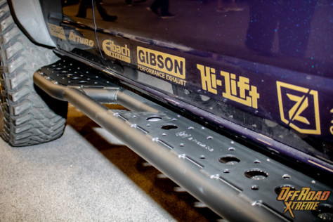 sema-2021-zroadz-shifts-ahead-with-new-off-road-products-2021-11-29_13-33-38_952410