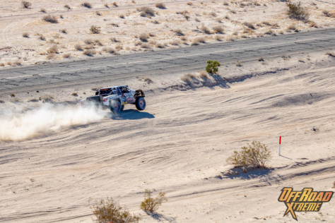 hot-laps-and-helicopters-off-roading-with-christopher-polvoorde-2021-12-23_10-57-13_572004