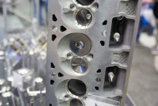 PRI 2021: Ferrea Racing Components C8 LT2 Valve Train Package