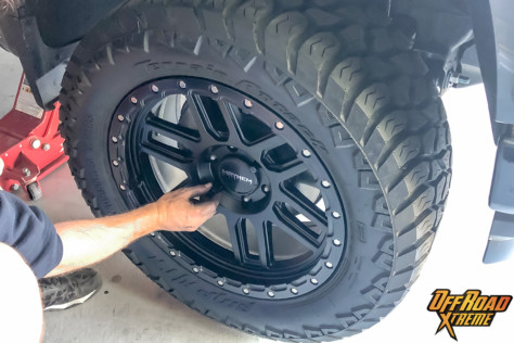 the-proper-way-to-level-out-your-truck-2021-12-08_13-02-22_618476
