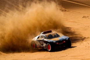 Audi’s RS Q E-Tron Hybrid Off-Roader Makes Dakar History