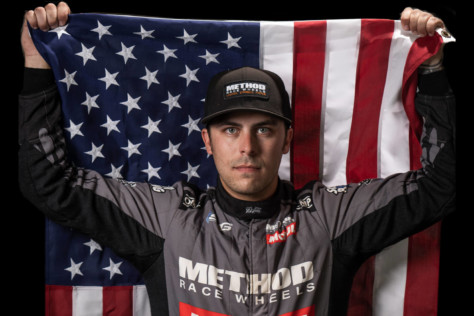 american-off-road-racer-aj-jones-wins-dakar-rally-in-can-am-utv-2022-01-14_16-06-25_705077