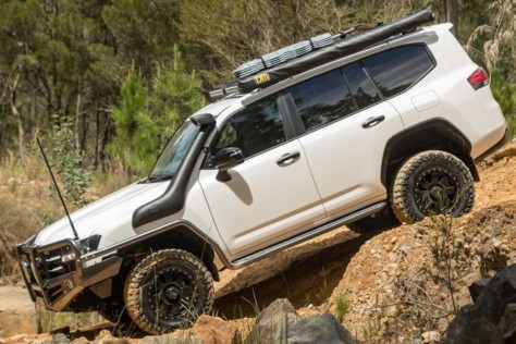 australian-tuner-tjm-tunvioyota-land-cruiser-for-tough-off-road-2022-01-17_16-35-40_255658