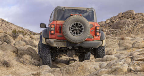 ford-releases-details-on-2022-ford-bronco-raptor-2022-01-24_10-48-47_380211