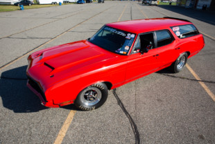 Jim Klimp's 1970 Oldsmobile Cutlass Station Wagon "The Radio Flyer"