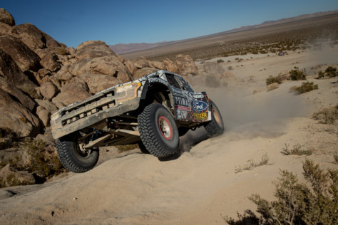 desert-challenge-champion-off-roading-with-christopher-polvoorde-2022-02-04_14-22-28_133249