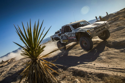 desert-challenge-champion-off-roading-with-christopher-polvoorde-2022-02-04_14-22-38_893227
