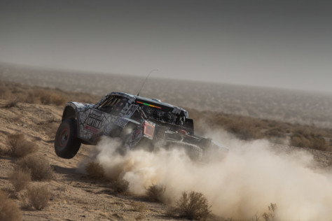 desert-challenge-champion-off-roading-with-christopher-polvoorde-2022-02-04_14-22-43_002599