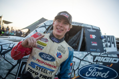 desert-challenge-champion-off-roading-with-christopher-polvoorde-2022-02-04_14-22-50_349266