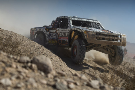 desert-challenge-champion-off-roading-with-christopher-polvoorde-2022-02-04_14-23-00_007297