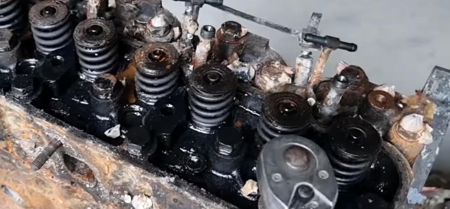 Video: Restoring An Engine That