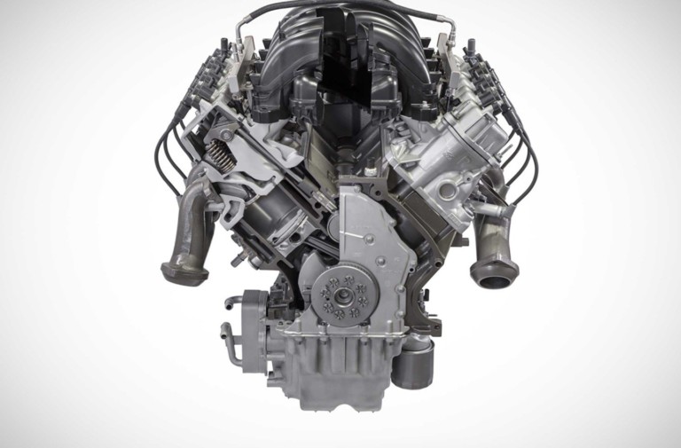 Listen To This Independent Throttle Body-Equipped 7.3L Engine Sing