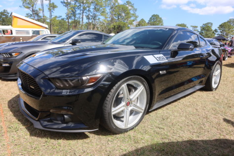 vmps-first-car-show-draws-hordes-of-fords-to-its-florida-facility-2022-02-22_08-15-48_936650