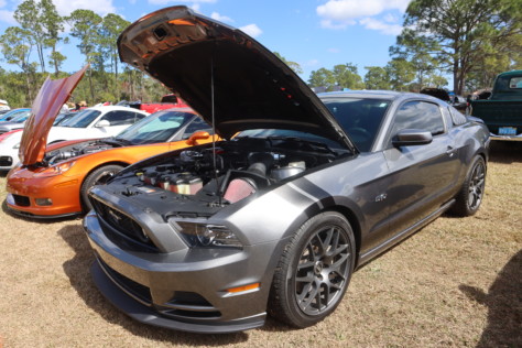 vmps-first-car-show-draws-hordes-of-fords-to-its-florida-facility-2022-02-22_08-16-44_803206