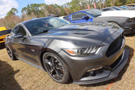 vmps-first-car-show-draws-hordes-of-fords-to-its-florida-facility-2022-02-22_08-31-32_089572