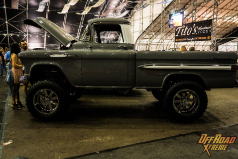 what-is-it-like-at-the-barrett-jackson-auto-auction-2022-02-28_17-01-39_166798