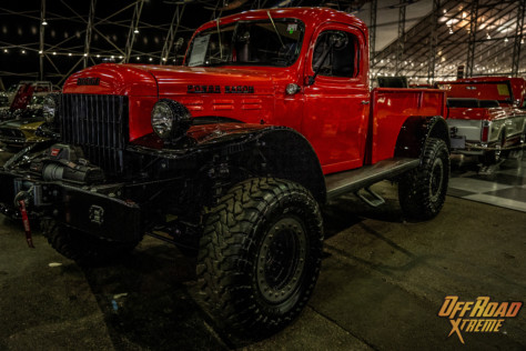 what-is-it-like-at-the-barrett-jackson-auto-auction-2022-02-28_17-01-48_218170