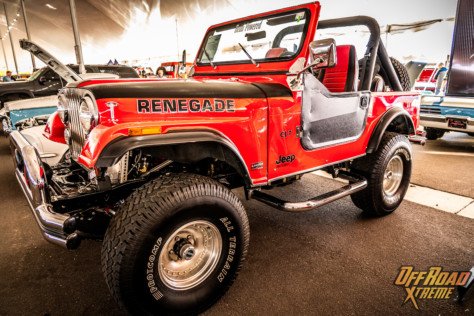 what-is-it-like-at-the-barrett-jackson-auto-auction-2022-02-28_20-38-38_871509
