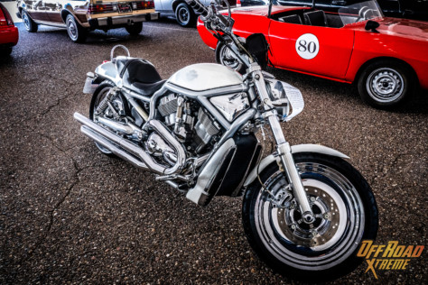 what-is-it-like-at-the-barrett-jackson-auto-auction-2022-02-28_20-39-24_314164