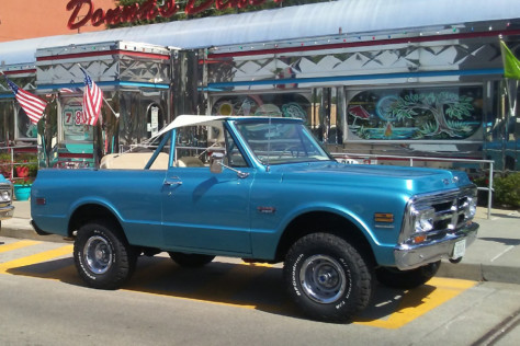 doubling-down-when-one-classic-gmc-jimmy-4x4-truck-just-wont-do-2022-03-30_19-31-58_098612