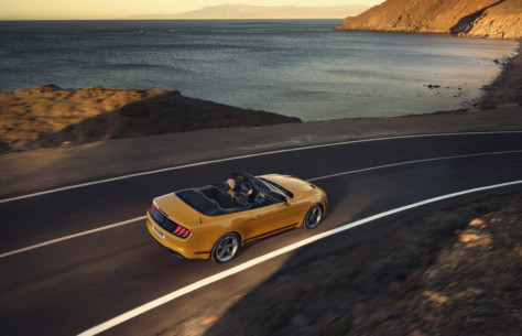 mustang-california-special-debuts-in-europe-as-a-dressed-up-droptop-2022-03-09_13-32-33_329072