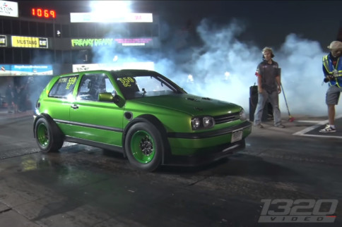 Wild Twin-Engine VW Rips Off 7-Second Pass At TX2K22