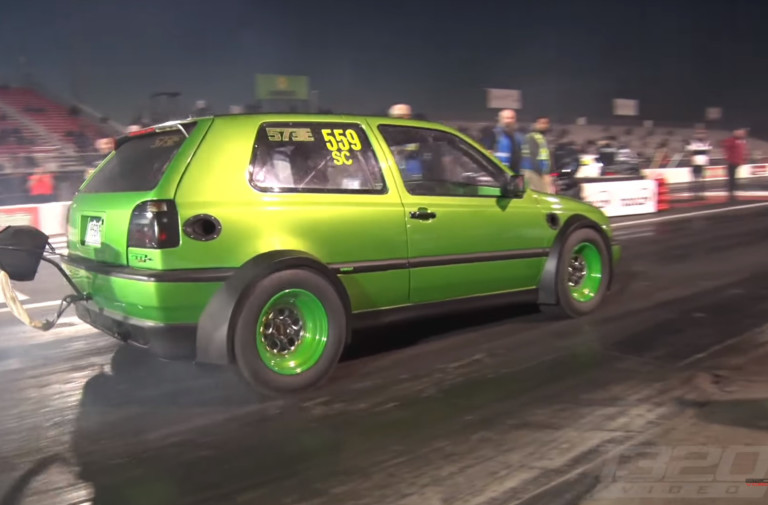 Wild Twin-Engine VW Rips Off 7-Second Pass At TX2K22