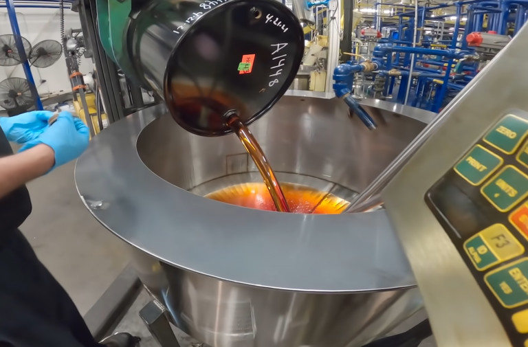 Video: Gale Banks Learns How AMSOIL Synthetic Oil Is Made