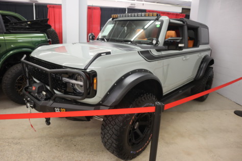 broncos-of-barrett-jackson-bring-in-big-bank-in-palm-beach-2022-04-14_14-51-13_307602