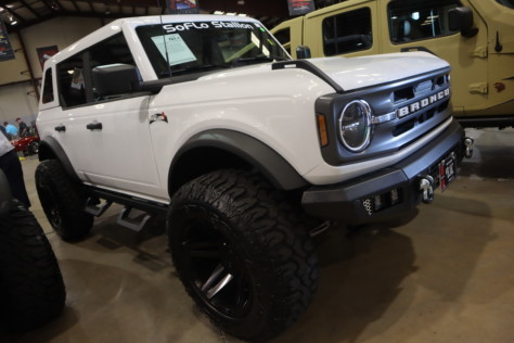 broncos-of-barrett-jackson-bring-in-big-bank-in-palm-beach-2022-04-14_14-54-29_371654