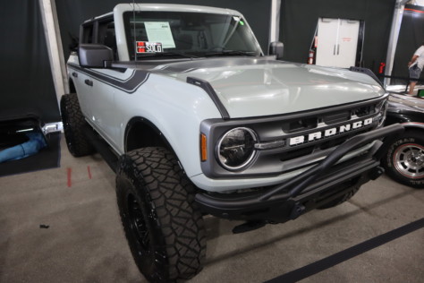 broncos-of-barrett-jackson-bring-in-big-bank-in-palm-beach-2022-04-14_14-55-01_933618