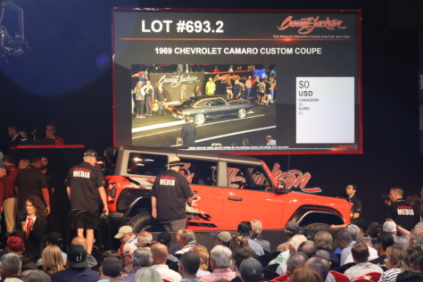 broncos-of-barrett-jackson-bring-in-big-bank-in-palm-beach-2022-04-14_14-56-06_828865