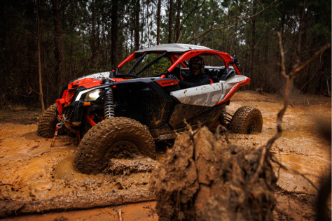 exploring-georgia-jungles-with-can-am-utvs-at-iron-mountain-resort-2022-05-27_18-32-16_941929
