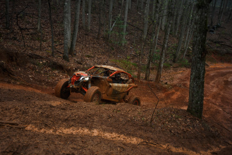 exploring-georgia-jungles-with-can-am-utvs-at-iron-mountain-resort-2022-05-27_18-36-09_640984