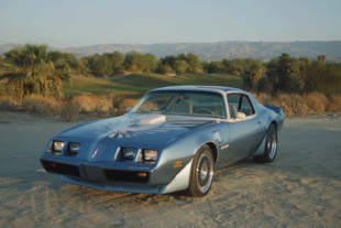 Jake Owen Drives The Schwab Firebird And Sings "East Bound & Down"