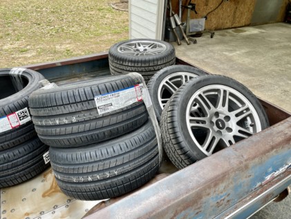 project-apex-gets-prepped-for-first-track-day-2022-05-06_10-53-18_947997