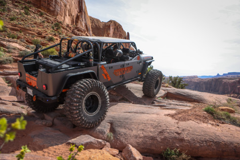 rockstar-garage-conquers-moab-easter-jeep-safari-2022-05-16_14-17-29_656559