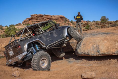 rockstar-garage-conquers-moab-easter-jeep-safari-2022-05-16_14-19-28_017437