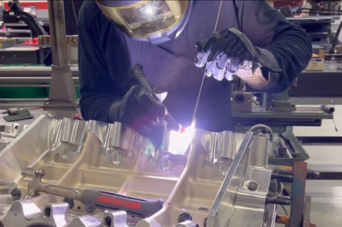 Watch Rob Wendland Fix A Nitro Engine's Block With Hand Tools