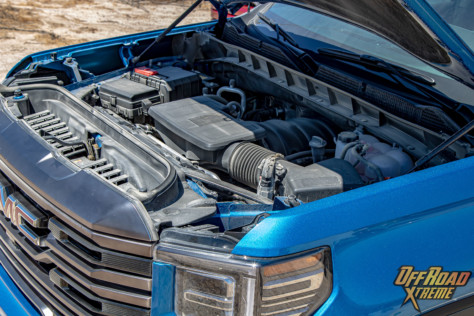 brand-new-2022-gmc-sierra-at4x-off-road-field-tested-in-the-desert-2022-06-23_17-50-59_955119