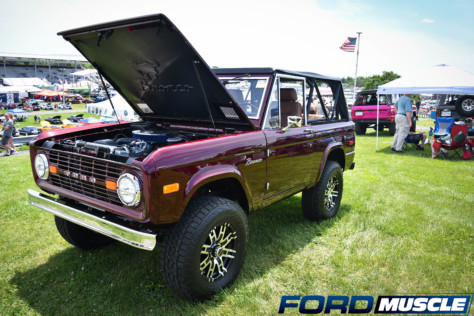 carlisle-ford-nationals-kicks-ford-fans-into-high-gear-2022-06-03_19-33-09_522876