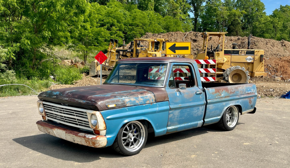 From Ruins To Restoration: What To Look For When Purchasing An F-100