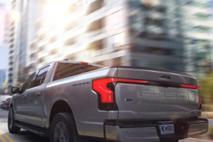 Quick Spin: The 2022 F-150 Lightning Is Shockingly Fast & Functional