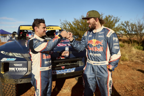 racing-and-win-australias-tatts-finke-desert-race-with-toby-price-2022-06-13_11-39-08_924383